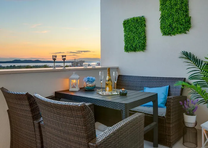 Stella Maris 2Bdr, Balcony, Sea View, Garage, Bbq