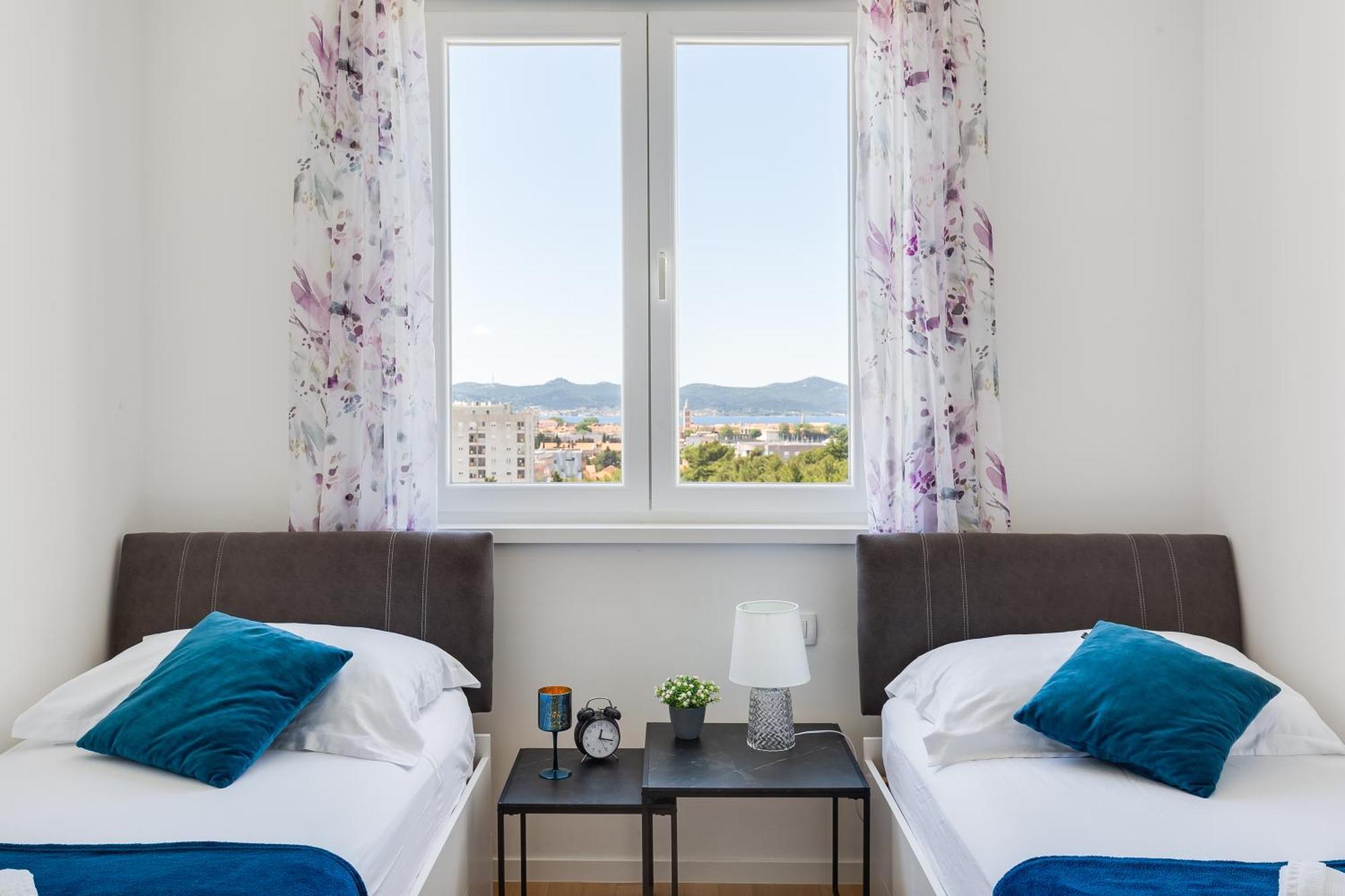 Stella Maris 2bdr, Balcony, Sea View, Garage, Bbq Zadar