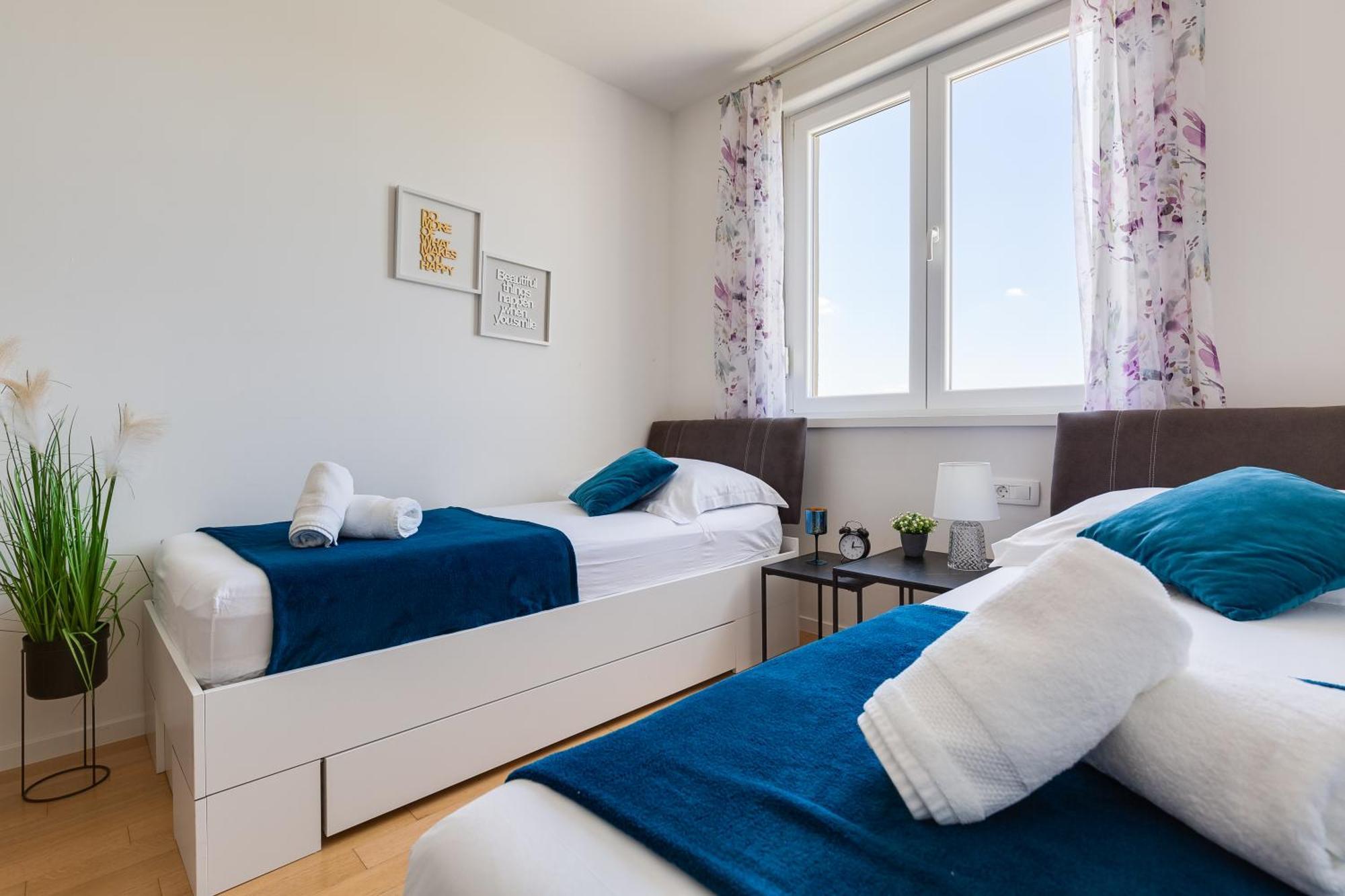 Stella Maris 2bdr, Balcony, Sea View, Garage, Bbq Apartman Zadar