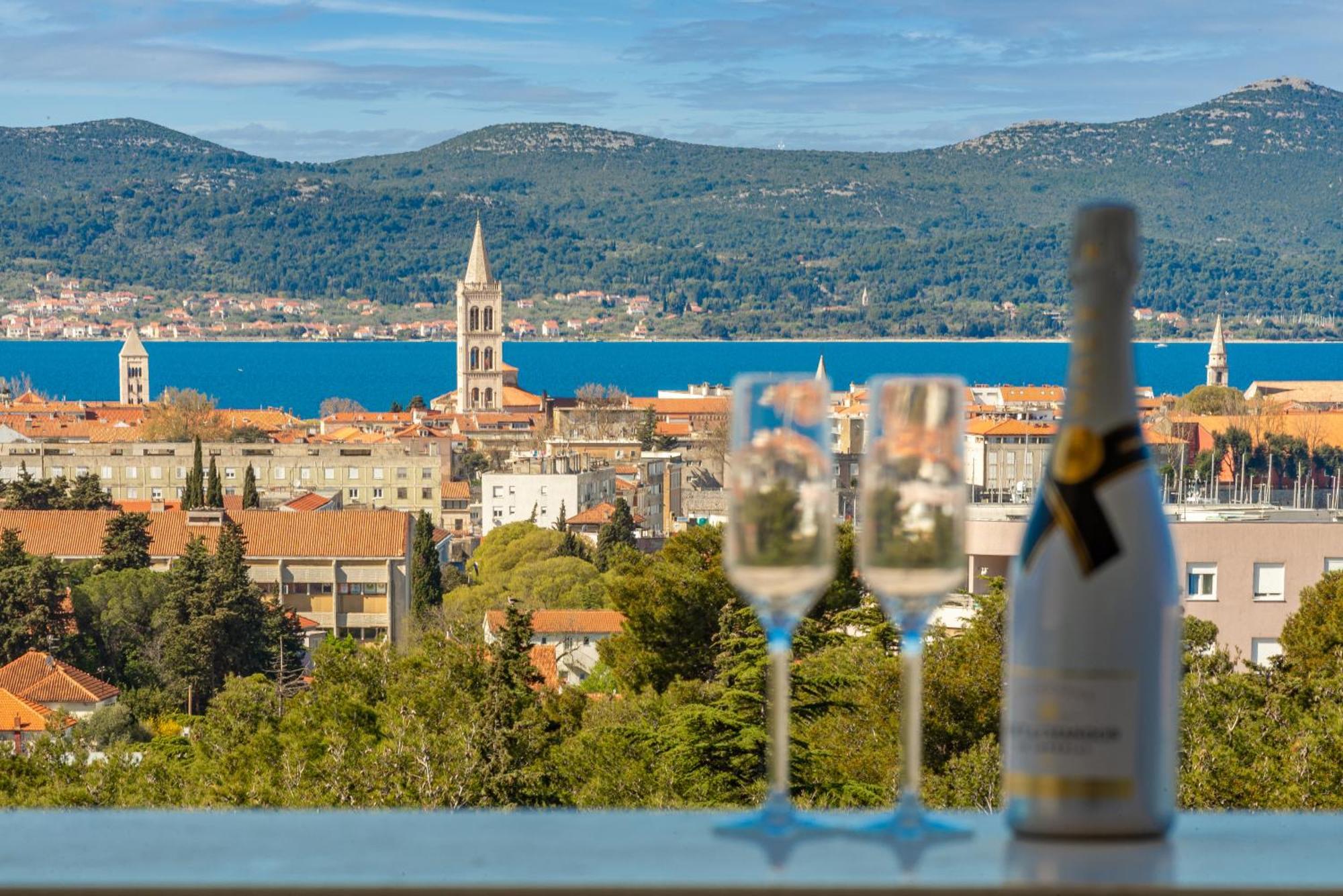 Stella Maris 2bdr, Balcony, Sea View, Garage, Bbq Apartman Zadar