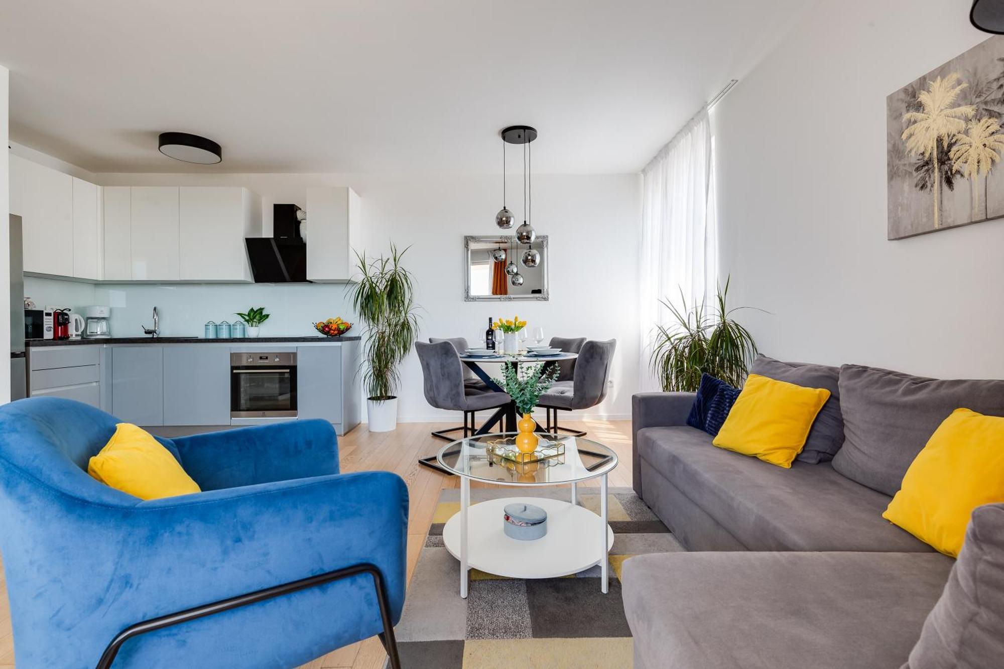 Stella Maris 2bdr, Balcony, Sea View, Garage, Bbq